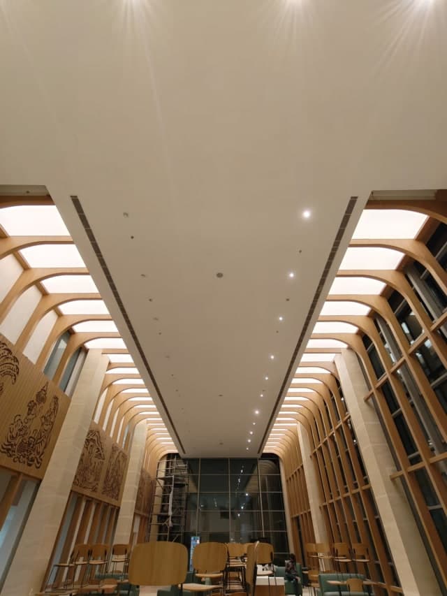Sarvodaya Hospital-Translucent ceiling